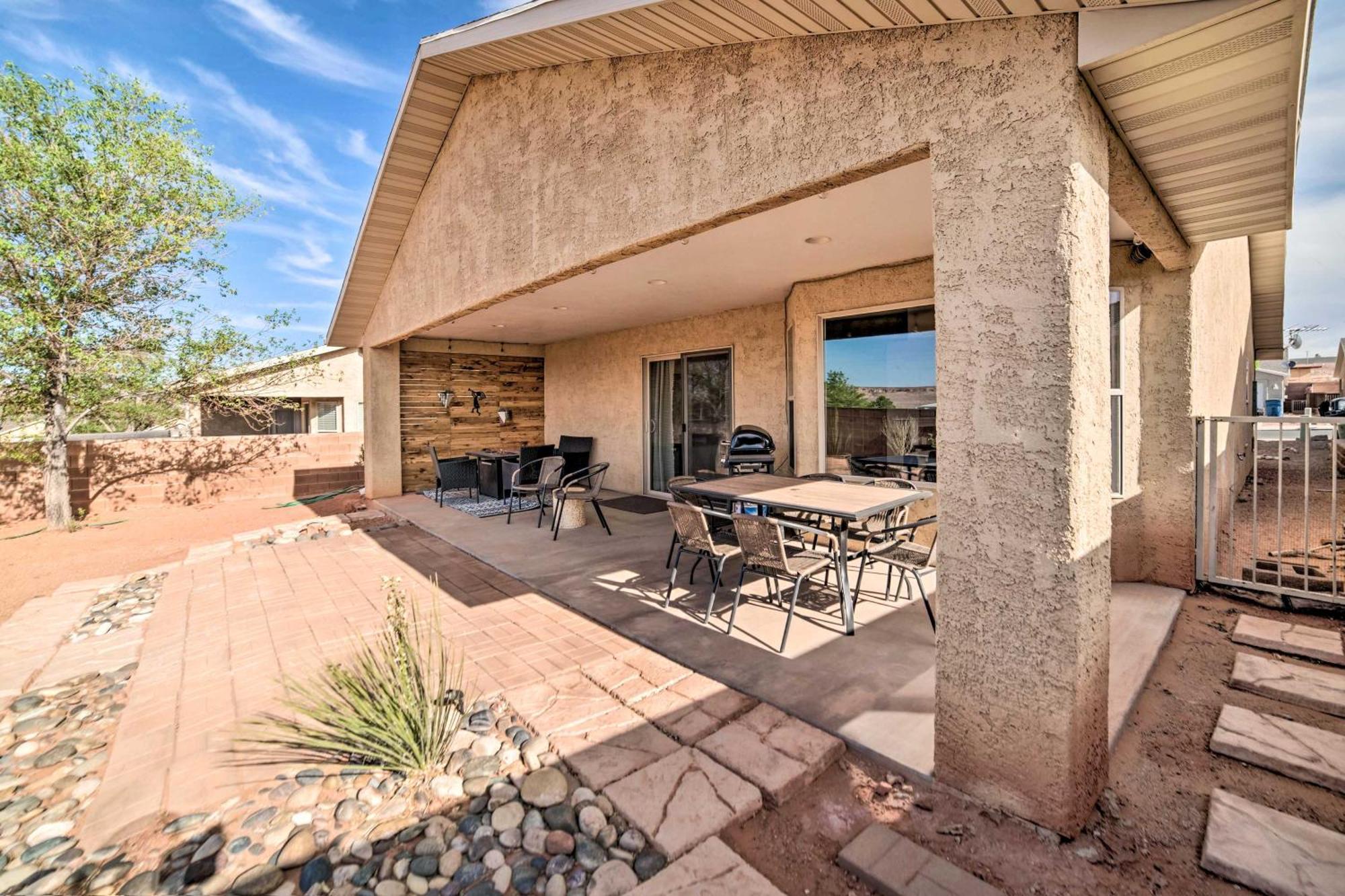 Sunny Page Home The Gateway To Az Adventure! Exterior photo